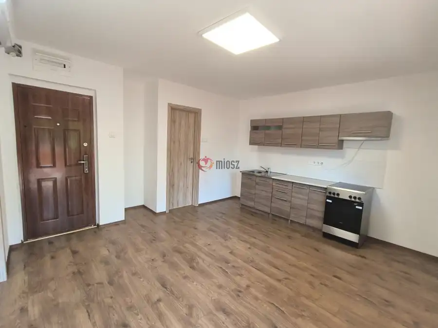 Albérlet, kiadó újszerű téglalakás, Budapest, XV. kerület