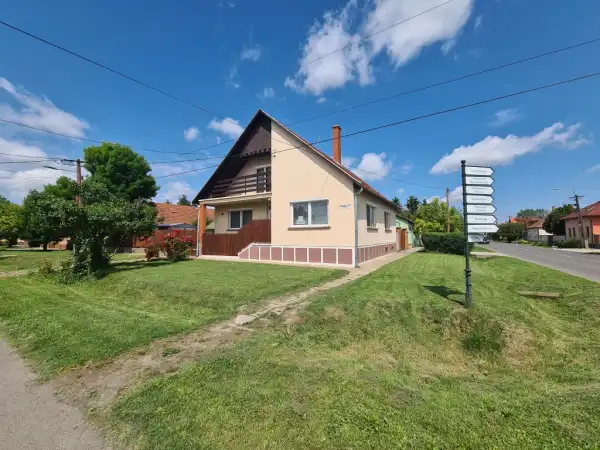 Eladó családi ház, Bácsalmás 4 szoba 108 m² 30 M Ft