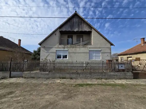 Eladó családi ház, Bácsalmás 5 szoba 151 m² 19.5 M Ft