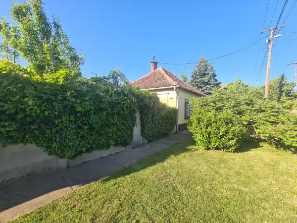 Eladó családi ház, Bácsalmás 3 szoba 98 m² 16.5 M Ft