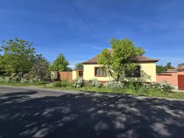 Eladó családi ház, Bácsalmás 3 szoba 114 m² 9.8 M Ft