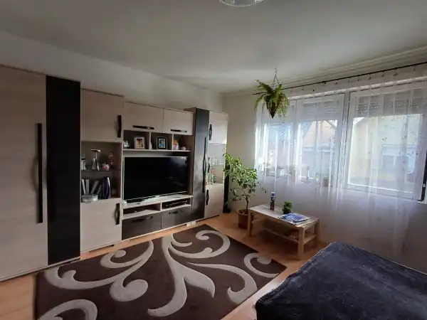Eladó családi ház, Baja 4+1 szoba 110 m² 62.5 M Ft