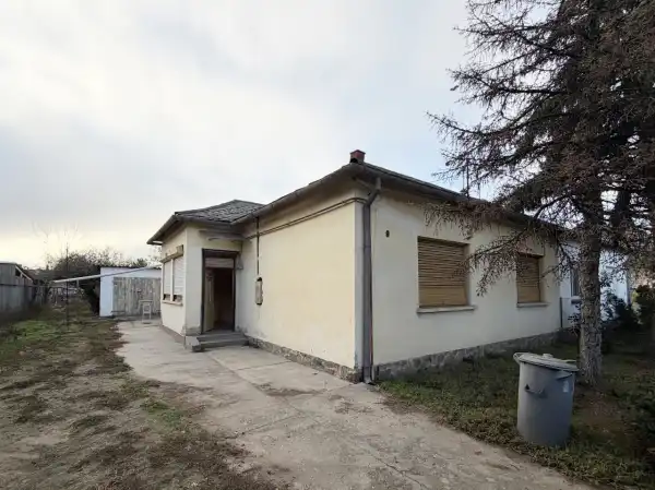 Eladó családi ház, Baja 3 szoba 106 m² 40.5 M Ft