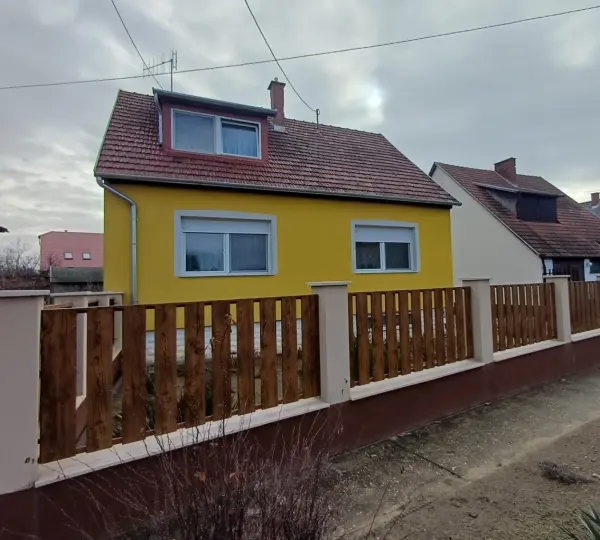 Eladó családi ház, Baja 5 szoba 140 m² 73 M Ft