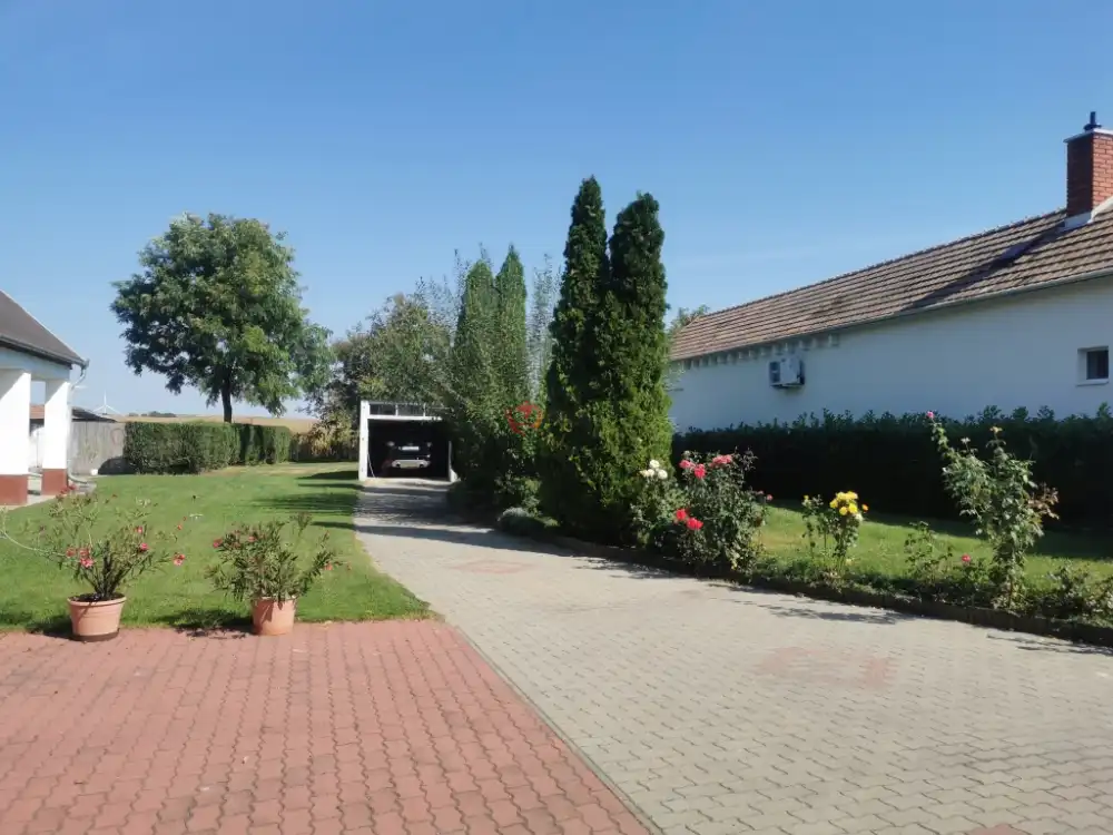 Komárom-Esztergom megye - Bana