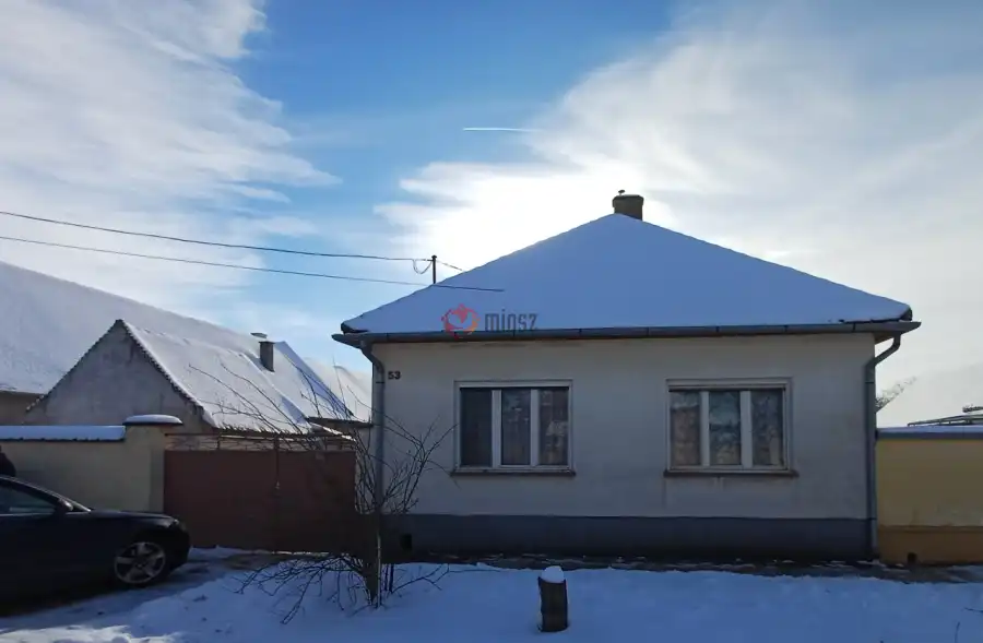 eladó családi ház, Bátmonostor