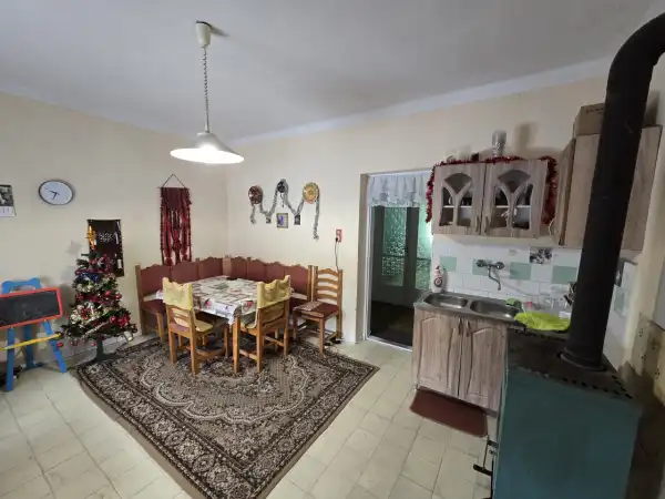 Eladó családi ház, Borota 2 szoba 75 m² 16.9 M Ft