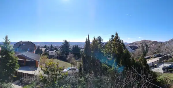 Eladó családi ház, Budaörs 8 szoba 260 m² 315 M Ft