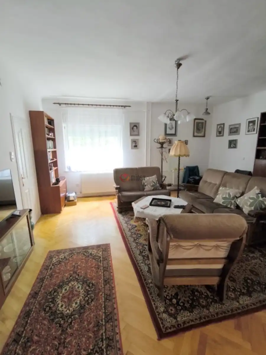 eladó családi ház, Budapest, XI. kerület