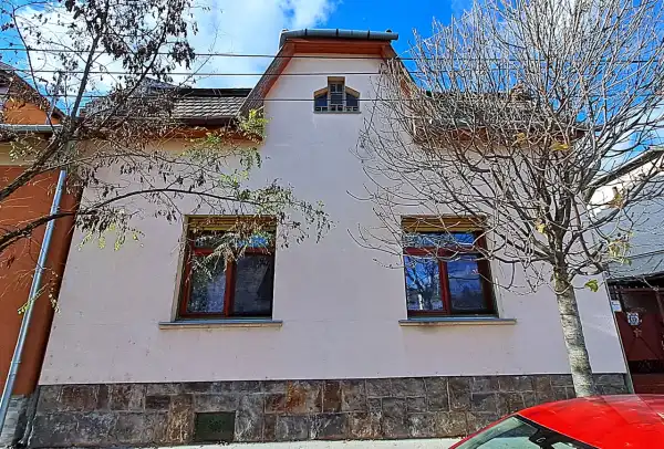 Eladó családi ház, Budapest, XV. kerület 2 szoba 80 m² 69.9 M Ft