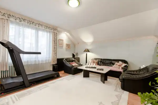 Eladó családi ház, Budapest, XVI. kerület 6 szoba 250 m² 279.99 M Ft