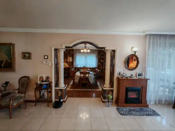 Eladó családi ház, Budapest, XVI. kerület 4 szoba 195 m² 269.9 M Ft