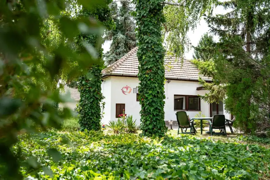 eladó családi ház, Budapest, XVI. kerület