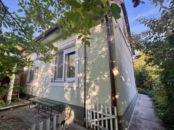 Eladó családi ház, Budapest, XXII. kerület 4 szoba 78 m² 134.9 M Ft Eladó családi ház, Budapest, XXII. kerület 4 szoba 78 m² 134.9 M Ft