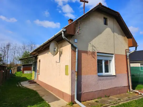 Eladó családi ház, Debrecen 2 szoba 50 m² 35.9 M Ft Eladó családi ház, Debrecen 2 szoba 50 m² 35.9 M Ft