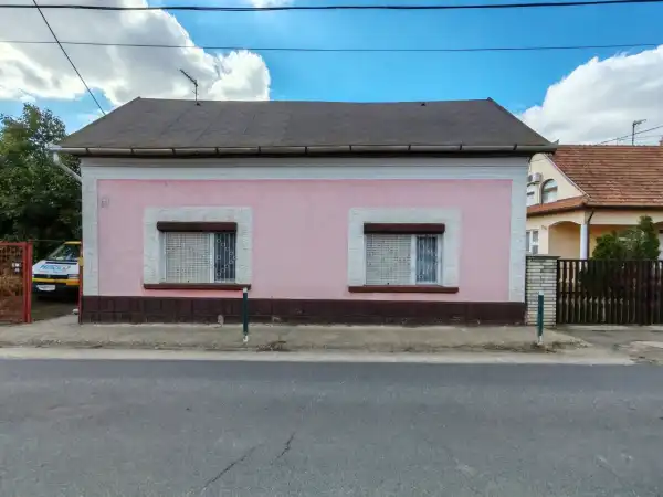 Eladó családi ház, Debrecen 3 szoba 66 m² 49.9 M Ft
