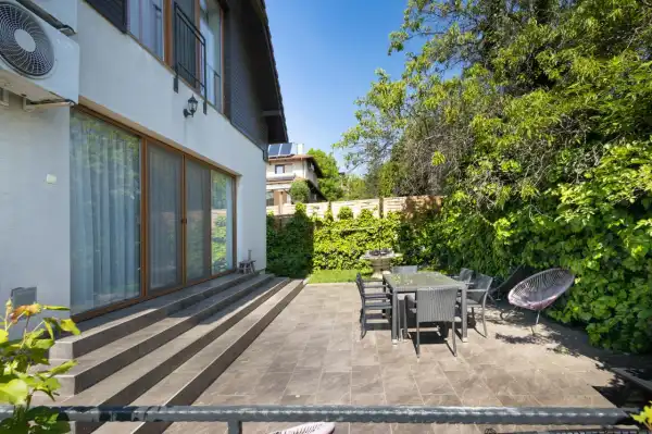 Eladó családi ház, Diósd 5 szoba 139 m² 174.9 M Ft