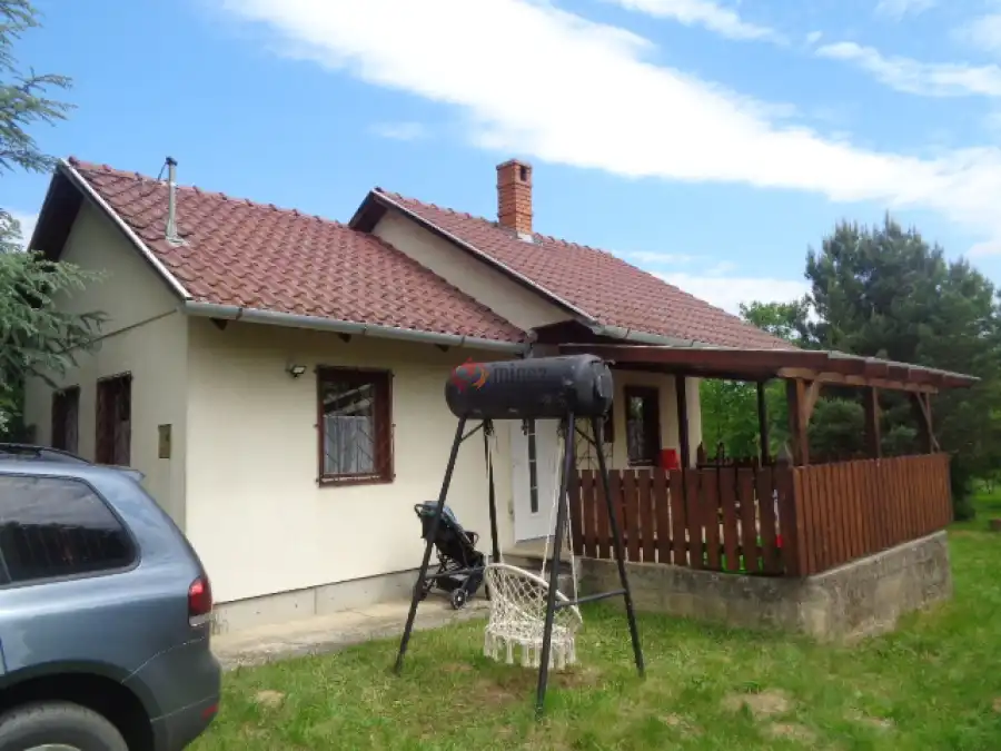 eladó családi ház, Döröske