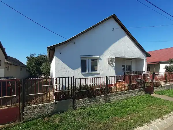 Eladó családi ház, Ebes 3 szoba 87 m² 79.9 M Ft Eladó családi ház, Ebes 3 szoba 87 m² 79.9 M Ft