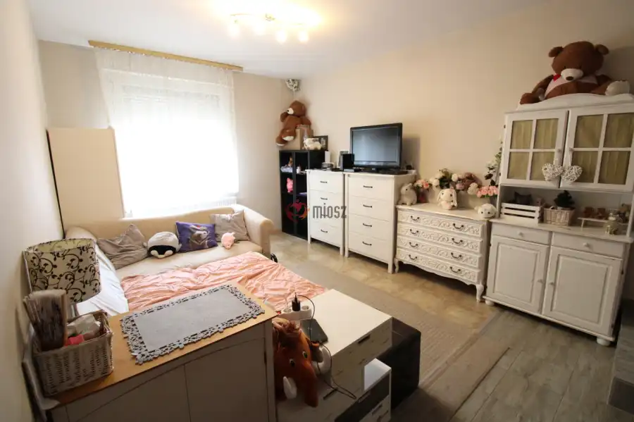 eladó családi ház, Érd
