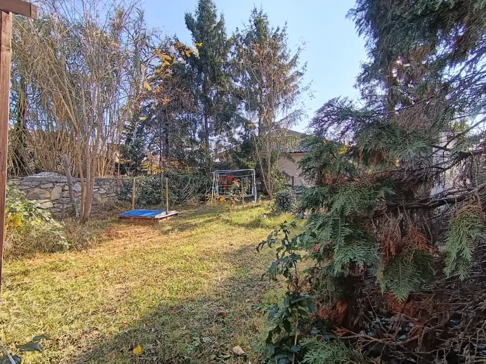 Pest megye - Erdőkertes