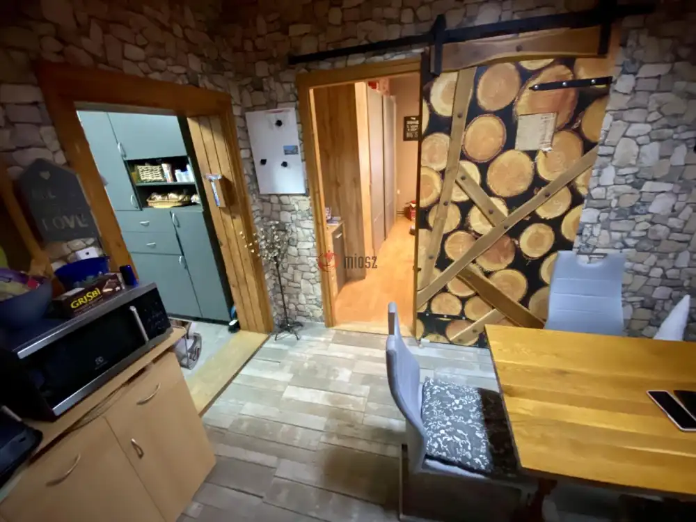 Pest megye - Erdőkertes