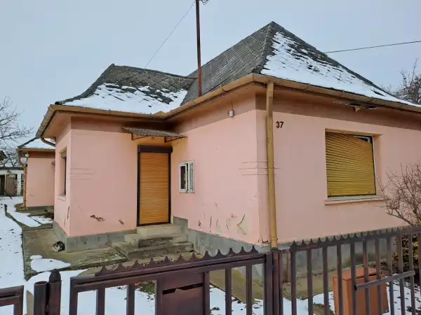 Eladó családi ház, Felcsút 3 szoba 75 m² 47 M Ft