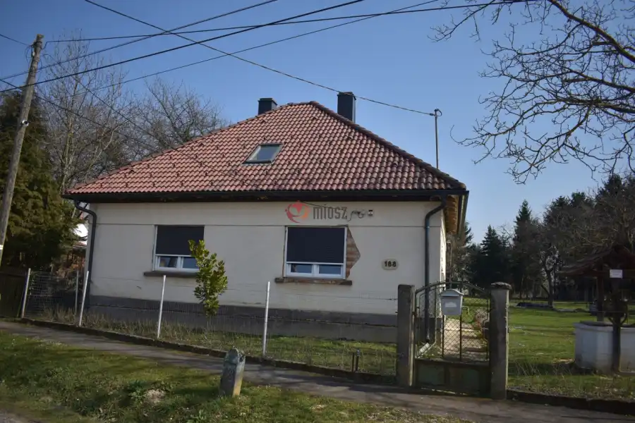 eladó családi ház, Felsőmarác