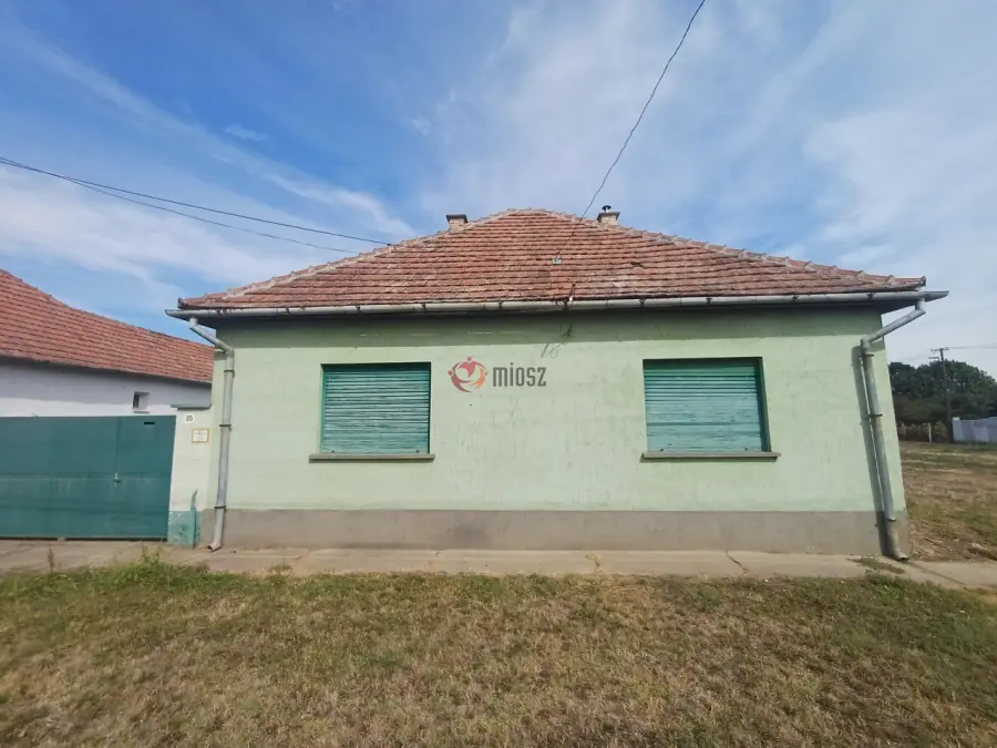 eladó családi ház, Felsőszentiván