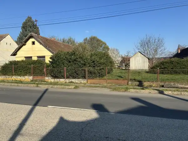 Eladó családi ház, Gellénháza 1 szoba 50 m² 8.9 M Ft