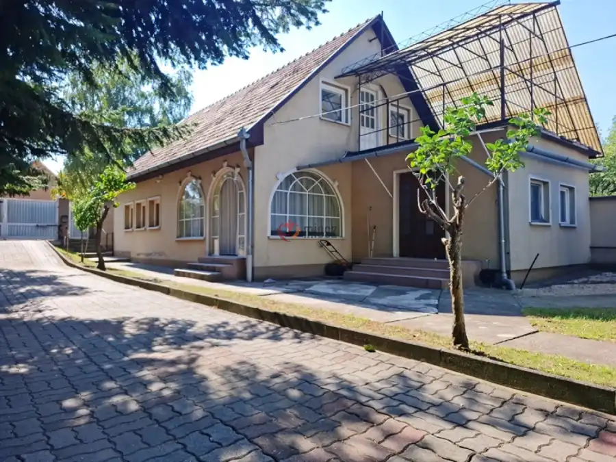 eladó családi ház, Gyál