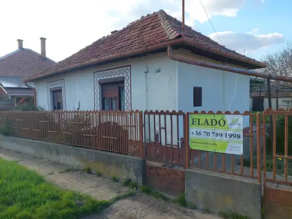 Eladó családi ház, Hajdúdorog 2 szoba 56 m² 14.99 M Ft