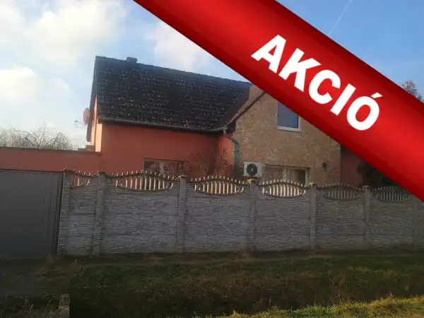 Eladó családi ház, Hajdúhadház 4+1 szoba 134 m² 44.9 M Ft Eladó családi ház, Hajdúhadház 4+1 szoba 134 m² 44.9 M Ft