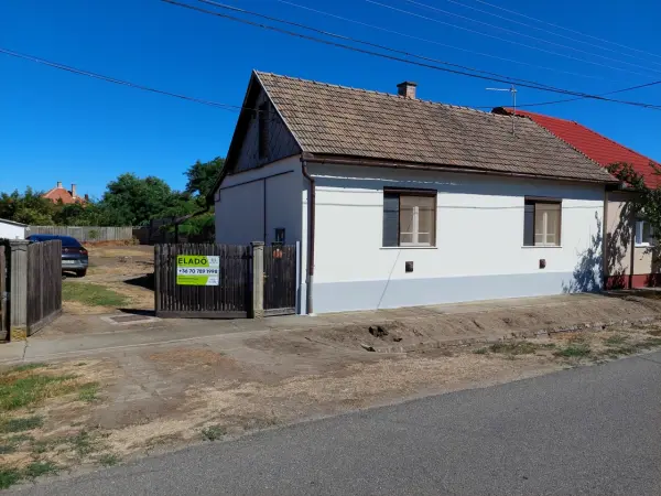 Eladó családi ház, Hajdúnánás 2 szoba 61 m² 29.8 M Ft