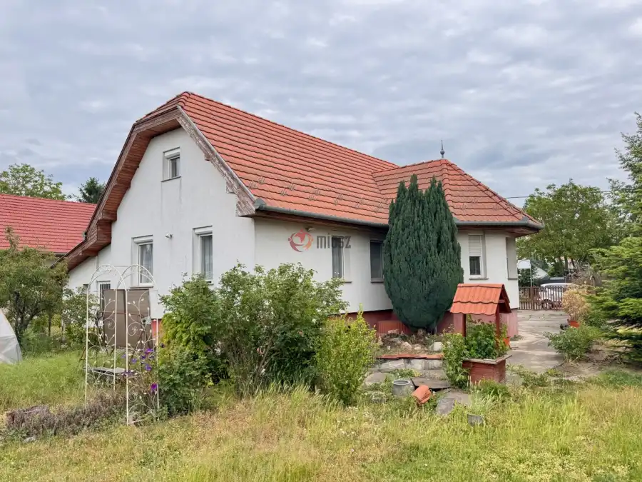 eladó családi ház, Halásztelek