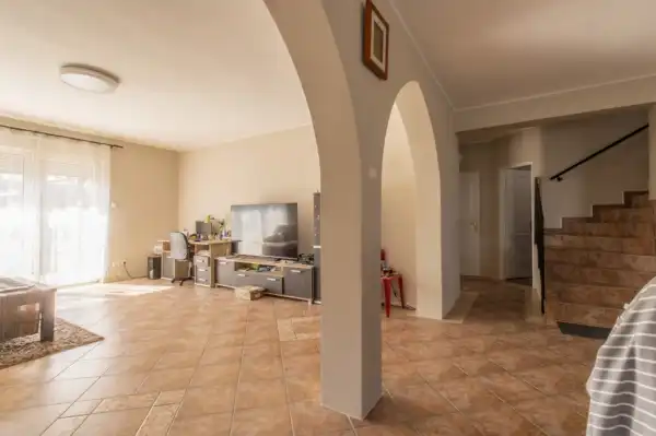Eladó családi ház, Hévízgyörk 7 szoba 286 m² 99 M Ft