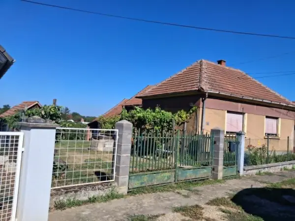 Eladó családi ház, Katafa 2 szoba 68 m² 20.99 M Ft
