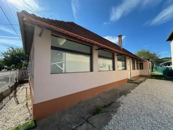 Eladó családi ház, Keszeg 3+1 szoba 93 m² 35 M Ft