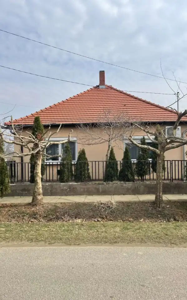 Eladó családi ház, Kéthely 2 szoba 104 m² 46 M Ft