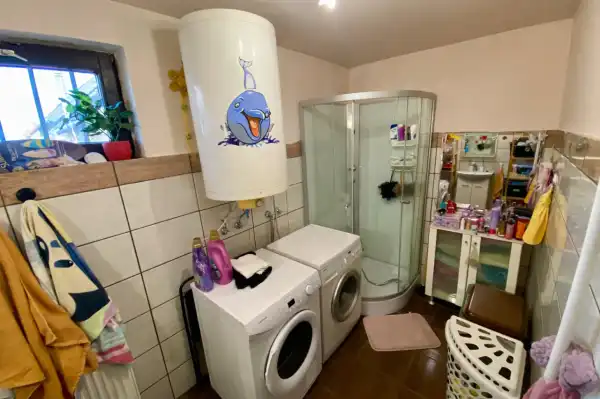 Eladó családi ház, Kiskunlacháza 5 szoba 143 m² 77.99 M Ft