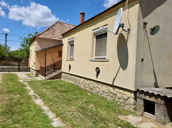 Eladó családi ház, Kup 3 szoba 86 m² 34.9 M Ft
