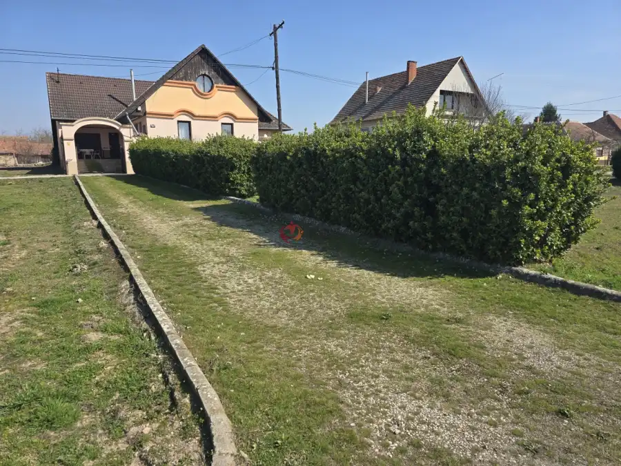 eladó családi ház, Madaras