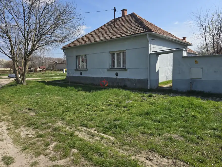 eladó családi ház, Madaras