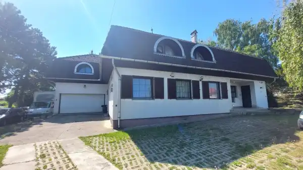 Eladó családi ház, Márkó 9 szoba 300 m² 129 M Ft