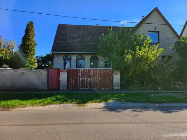 Eladó családi ház, Mezőcsát 9 szoba 336 m² 17.99 M Ft