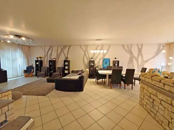 Eladó családi ház, Miskolc 5+1 szoba 263 m² 117 M Ft