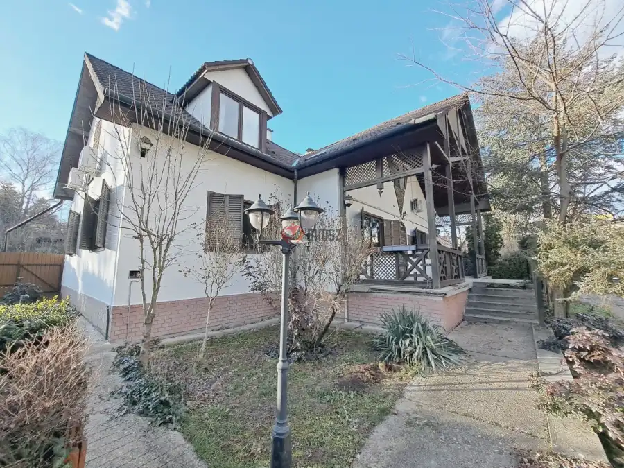 eladó családi ház, Miskolc