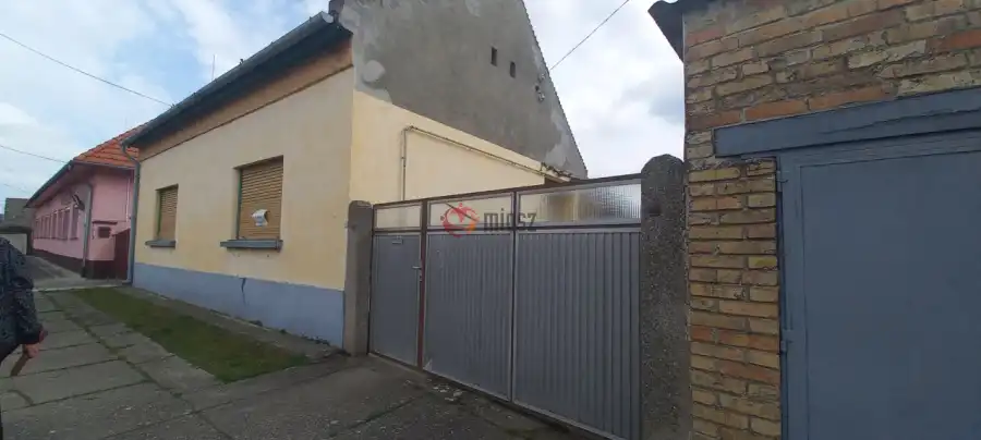 eladó családi ház, Nagybaracska