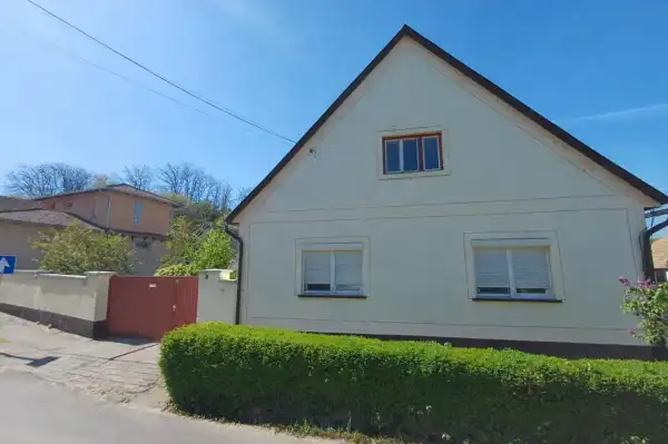 Eladó családi ház, Nemesnádudvar 3 szoba 145 m² 29.9 M Ft