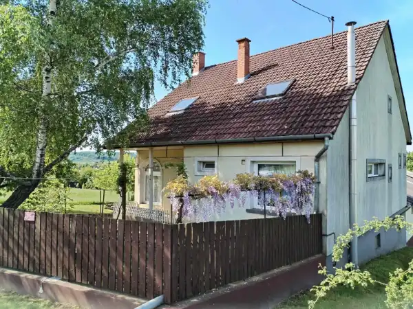 Eladó családi ház, Nézsa 4 szoba 145 m² 70 M Ft